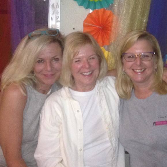 Meet your Posher, Lisa - Picture 1 of 1